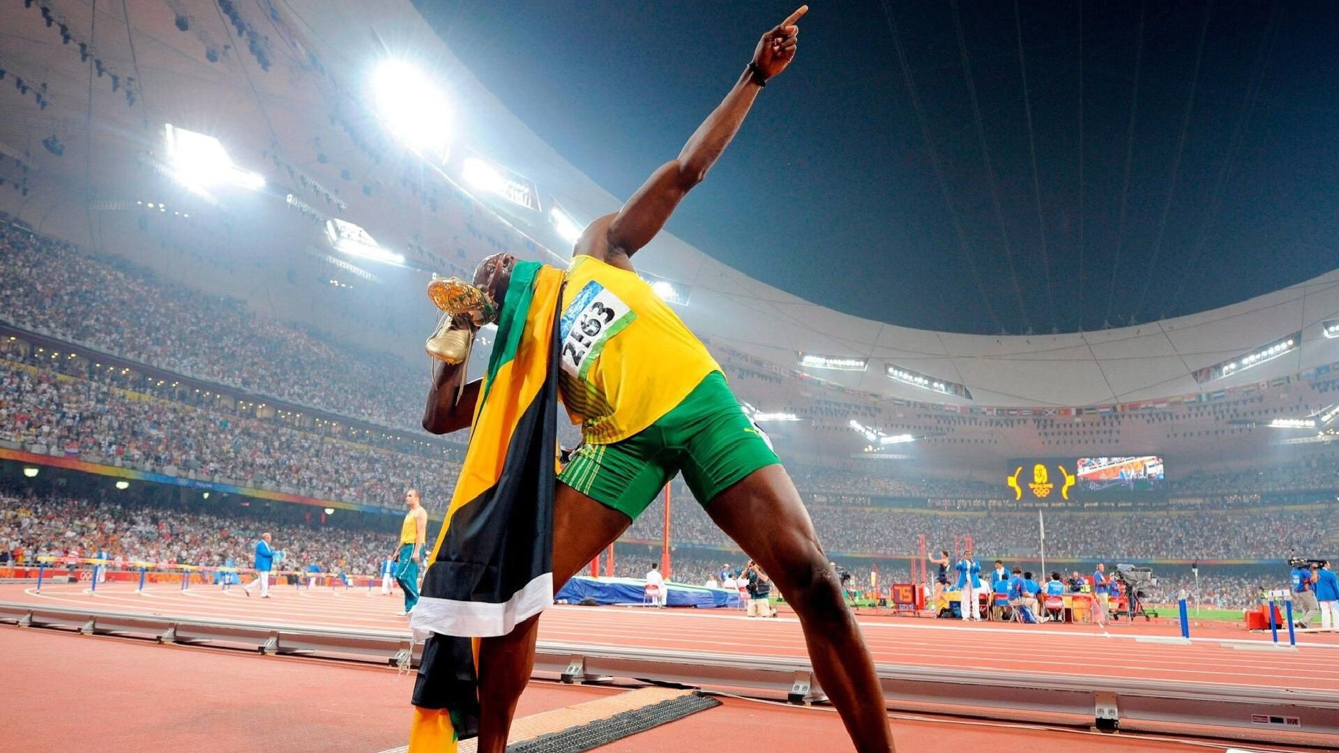 达里尔·基：每次反击中的出色判断力和快速启动，为全黑队创造了不少机会